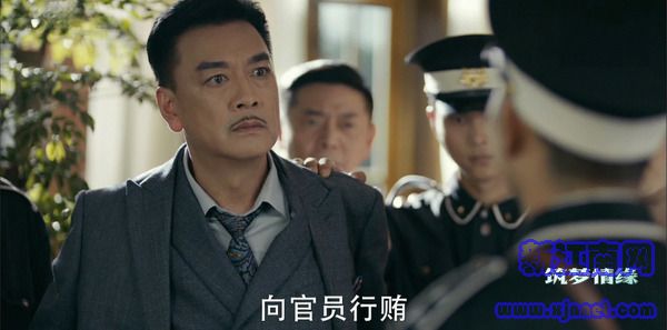 龉17